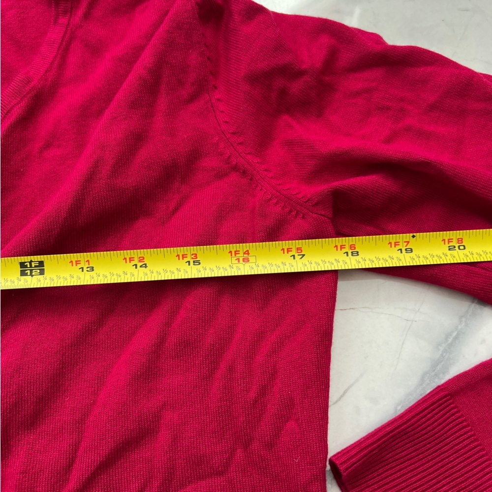 White House Black Market Crimson Hot Bright Pinkish Red Cardigan Medium - Picture 7 of 8
